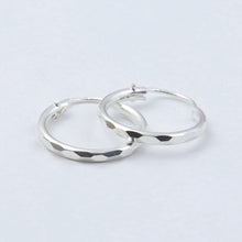 Cargar imagen en el visor de la galería, Arracada Chica Plata