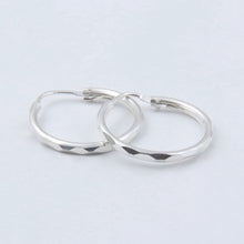 Cargar imagen en el visor de la galería, Arracada Mediana Plata