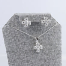 Cargar imagen en el visor de la galería, Juego Cruz Brillos Plata