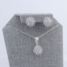 Cargar imagen en el visor de la galería, Juego Flor Brillos Plata