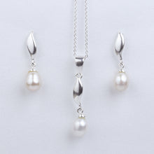 Cargar imagen en el visor de la galería, Juego Perla Colgante Plata