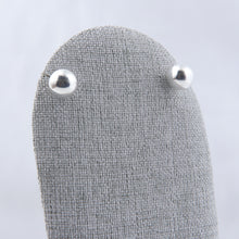 Cargar imagen en el visor de la galería, Aretes Bolita Plata