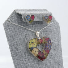 Cargar imagen en el visor de la galería, Juego Nat. Muerta Corazón Hueco Flores 3 Plata