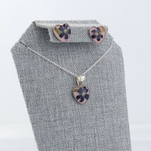 Cargar imagen en el visor de la galería, Juego Nat. Muerta Corazón Flor Morada Plata