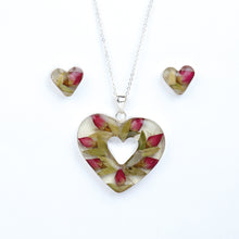 Cargar imagen en el visor de la galería, Juego Nat. Muerta Corazón Hueco Tulipán Plata