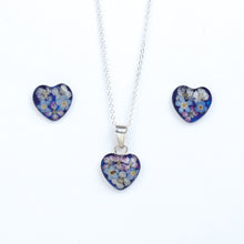Cargar imagen en el visor de la galería, Juego Nat. Muerta Corazón Flores Azules Plata