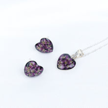 Cargar imagen en el visor de la galería, Juego Nat. Muerta Corazón Flores Moradas Plata