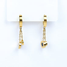 Cargar imagen en el visor de la galería, Arete Colgante Números Romanos y Cristal