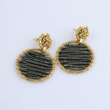 Cargar imagen en el visor de la galería, Aretes 2 Círculos Dorado y Acerina