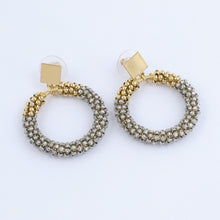 Cargar imagen en el visor de la galería, Aretes Círculos Gris Claro
