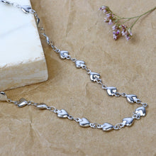 Cargar imagen en el visor de la galería, Cadena Corazón Plata