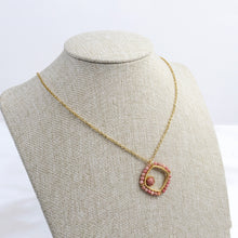 Cargar imagen en el visor de la galería, Collar Cuadro Piedras