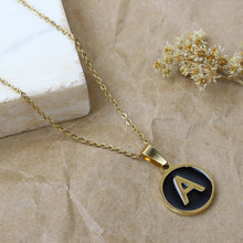 Cargar imagen en el visor de la galería, Collar Letra A Redonda