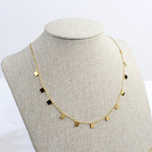Cargar imagen en el visor de la galería, Collar Cuadros Lisos