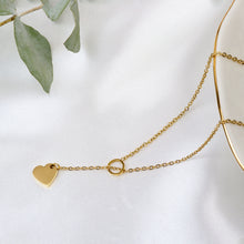 Cargar imagen en el visor de la galería, Collar Corazón y Círculo
