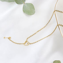 Cargar imagen en el visor de la galería, Collar Corazón y Flecha
