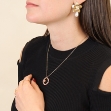 Cargar imagen en el visor de la galería, Collar Cuadro Piedras