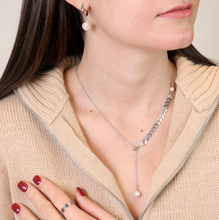 Cargar imagen en el visor de la galería, Collar Hojas con Perla Colgante