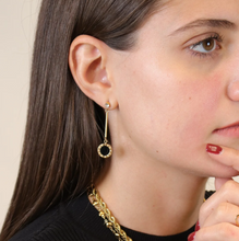 Cargar imagen en el visor de la galería, Arete Largo de Círculo con Números Romanos