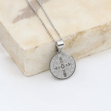 Cargar imagen en el visor de la galería, Medalla San Benito