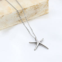Cargar imagen en el visor de la galería, Dije Estrella de Mar