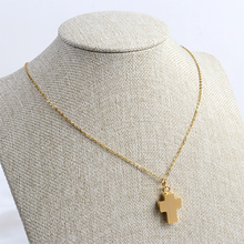 Cargar imagen en el visor de la galería, Dije Cruz Cuadrada Lisa