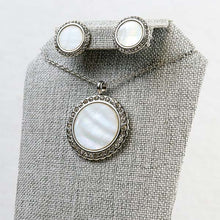 Cargar imagen en el visor de la galería, Juego Circulos Madre Perla