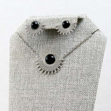 Cargar imagen en el visor de la galería, Juego Medio Sol Negro