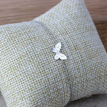 Cargar imagen en el visor de la galería, Pulsera Mariposa Geométrica Plata
