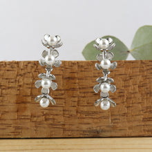 Cargar imagen en el visor de la galería, Media Arracada Flores