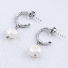 Cargar imagen en el visor de la galería, Huggie con Perla Plata