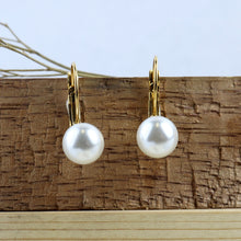 Cargar imagen en el visor de la galería, Arete Perla Dorado