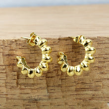 Cargar imagen en el visor de la galería, Arracada Media Oruga